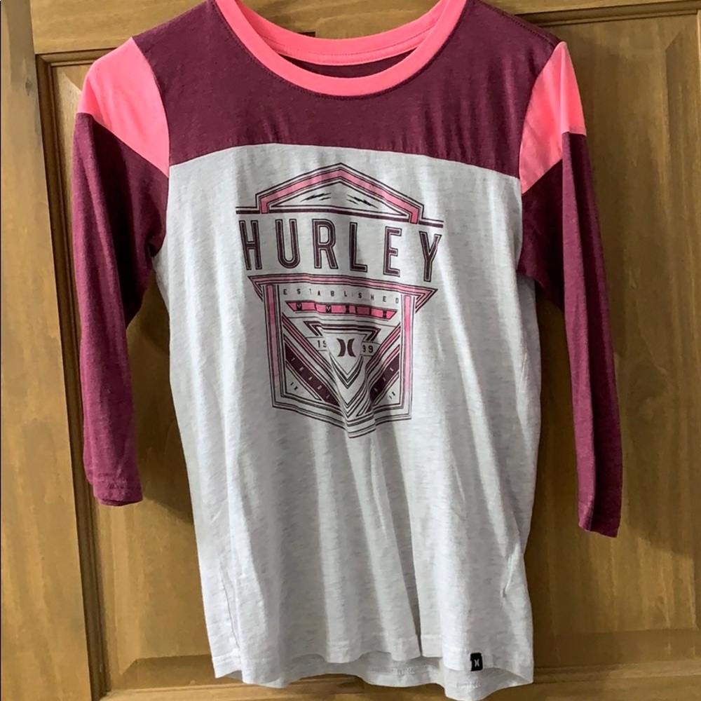 Hurley 3/4 sleeve shirt. Worn twice
